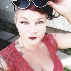 Meet your Posher, Shauna